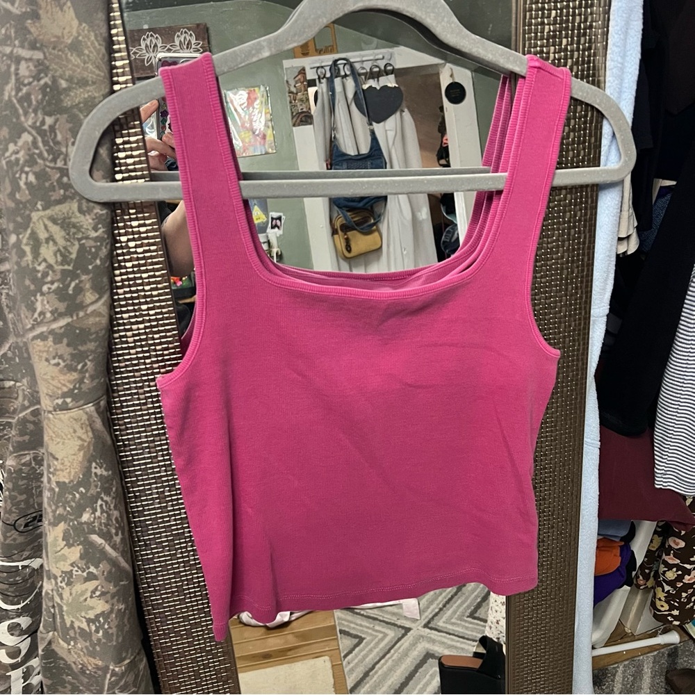 Old Navy Bright Pink Ribbed Scoop Tank Top